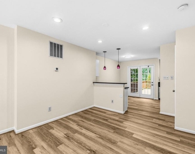 14234 Autumn Circle - Photo Thumbnail 7