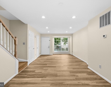 14234 Autumn Circle - Photo Thumbnail 5