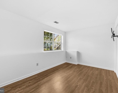 14234 Autumn Circle - Photo Thumbnail 23
