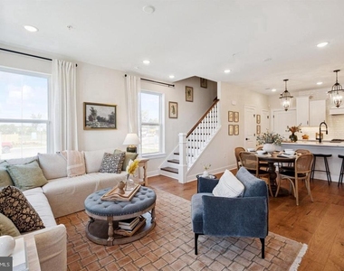 14956 Deco Circle - Photo Thumbnail 1