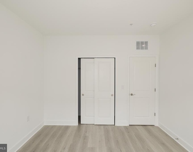 14956 Deco Circle - Photo Thumbnail 16