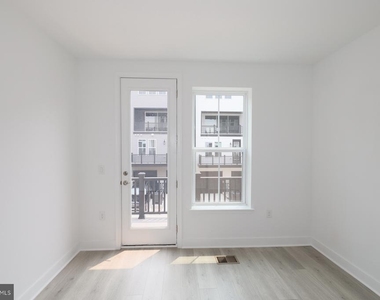 14956 Deco Circle - Photo Thumbnail 22