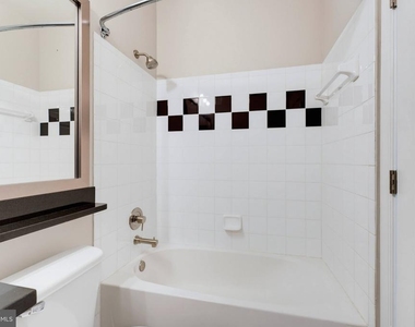 2791 Centerboro Drive - Photo Thumbnail 24