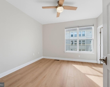 2791 Centerboro Drive - Photo Thumbnail 18