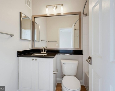 2791 Centerboro Drive - Photo Thumbnail 23