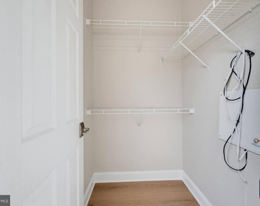 2791 Centerboro Drive - Photo Thumbnail 25