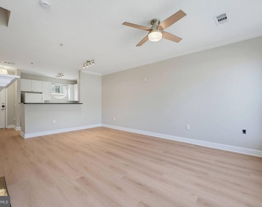 2791 Centerboro Drive - Photo Thumbnail 6