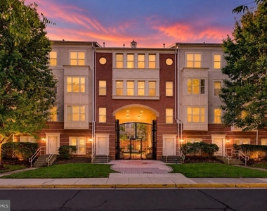2791 Centerboro Drive - Photo Thumbnail 32