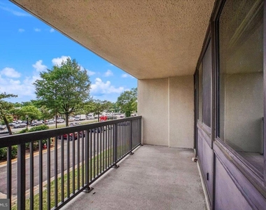 5501 Seminary Road - Photo Thumbnail 14