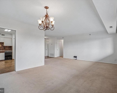 5501 Seminary Road - Photo Thumbnail 10