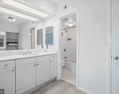 5501 Seminary Road - Photo Thumbnail 32