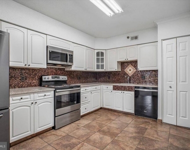 5501 Seminary Road - Photo Thumbnail 7