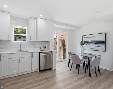 5924 Edgehill Court - Photo Thumbnail 10
