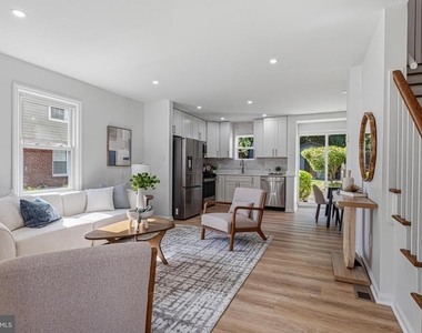5924 Edgehill Court - Photo Thumbnail 5