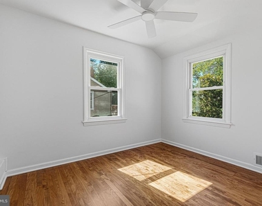 5924 Edgehill Court - Photo Thumbnail 17