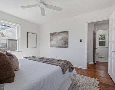 5924 Edgehill Court - Photo Thumbnail 16