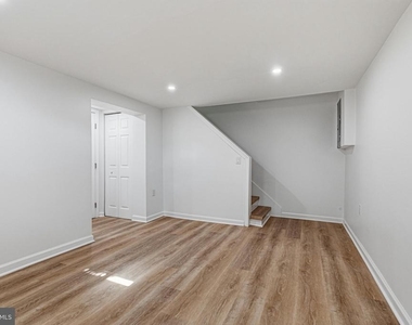 5924 Edgehill Court - Photo Thumbnail 21