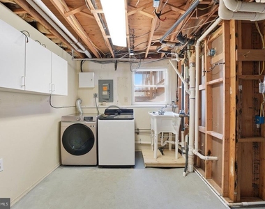 7916 Frye Road - Photo Thumbnail 19