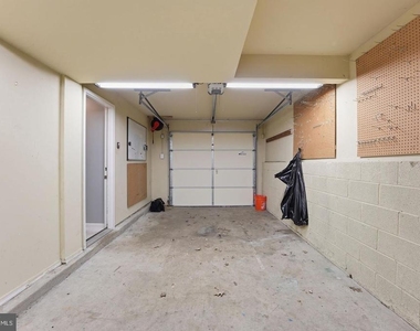 7916 Frye Road - Photo Thumbnail 20
