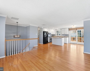 7916 Frye Road - Photo Thumbnail 1
