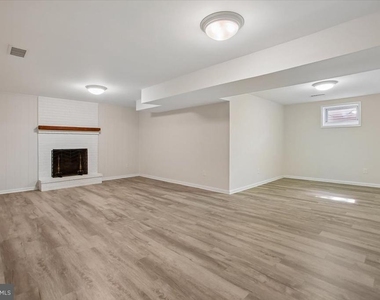 6717 Weaver Avenue - Photo Thumbnail 43