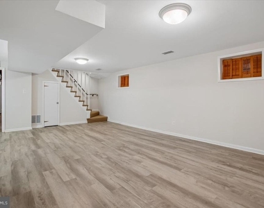 6717 Weaver Avenue - Photo Thumbnail 42