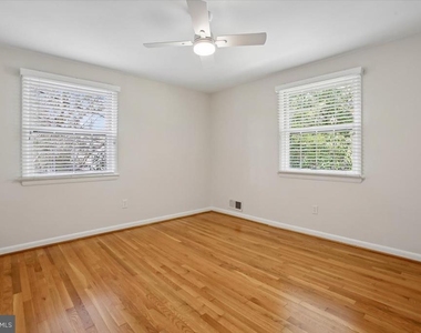 6717 Weaver Avenue - Photo Thumbnail 37