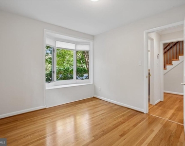 6717 Weaver Avenue - Photo Thumbnail 23