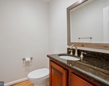 6717 Weaver Avenue - Photo Thumbnail 21