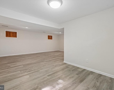 6717 Weaver Avenue - Photo Thumbnail 46