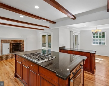 6717 Weaver Avenue - Photo Thumbnail 18