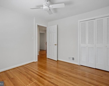 6717 Weaver Avenue - Photo Thumbnail 36