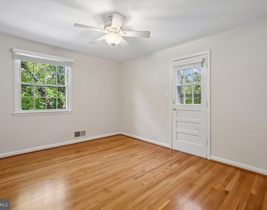 6717 Weaver Avenue - Photo Thumbnail 31