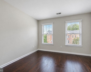 1805 Vance Place - Photo Thumbnail 12