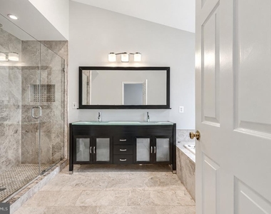 1805 Vance Place - Photo Thumbnail 20