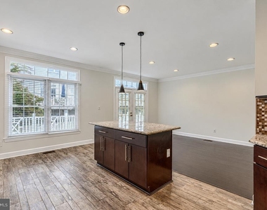 1805 Vance Place - Photo Thumbnail 8