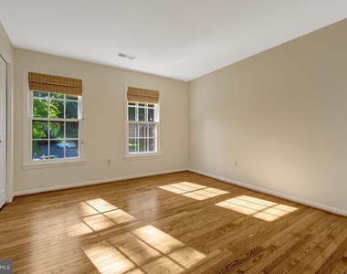 10898 Featherfield Court - Photo Thumbnail 41