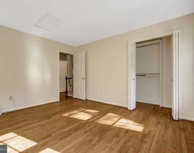 10898 Featherfield Court - Photo Thumbnail 39