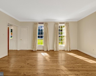 10898 Featherfield Court - Photo Thumbnail 7