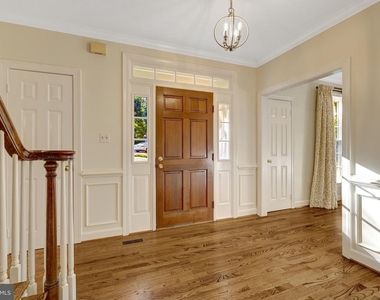 10898 Featherfield Court - Photo Thumbnail 5
