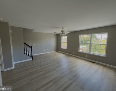 5248 Mulberry Run Court - Photo Thumbnail 7