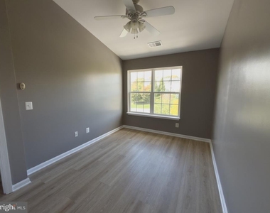 5248 Mulberry Run Court - Photo Thumbnail 15