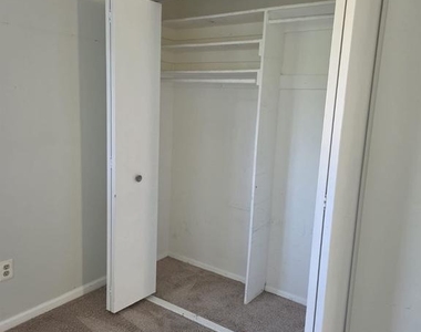 11126 Snug Haven Lane - Photo Thumbnail 9