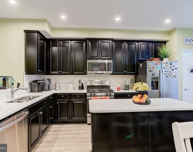 1309 Trestle Drive - Photo Thumbnail 9