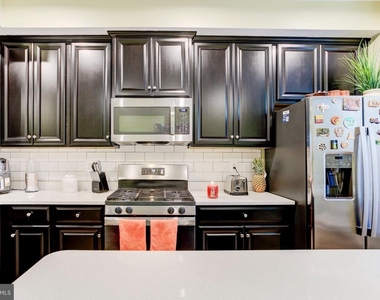 1309 Trestle Drive - Photo Thumbnail 12