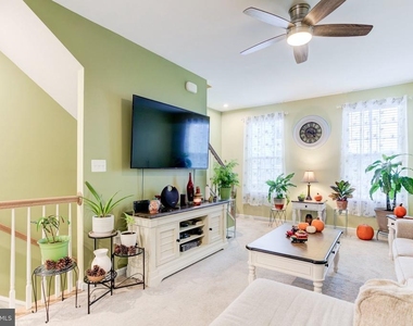 1309 Trestle Drive - Photo Thumbnail 16