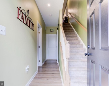 1309 Trestle Drive - Photo Thumbnail 2