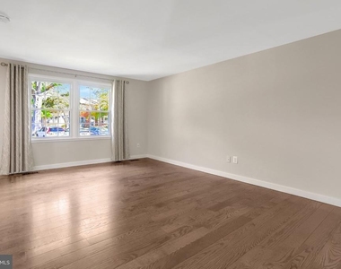321 Gundry - Photo Thumbnail 12