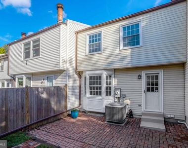 321 Gundry - Photo Thumbnail 53