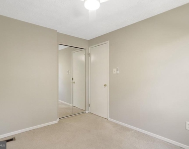 321 Gundry - Photo Thumbnail 27